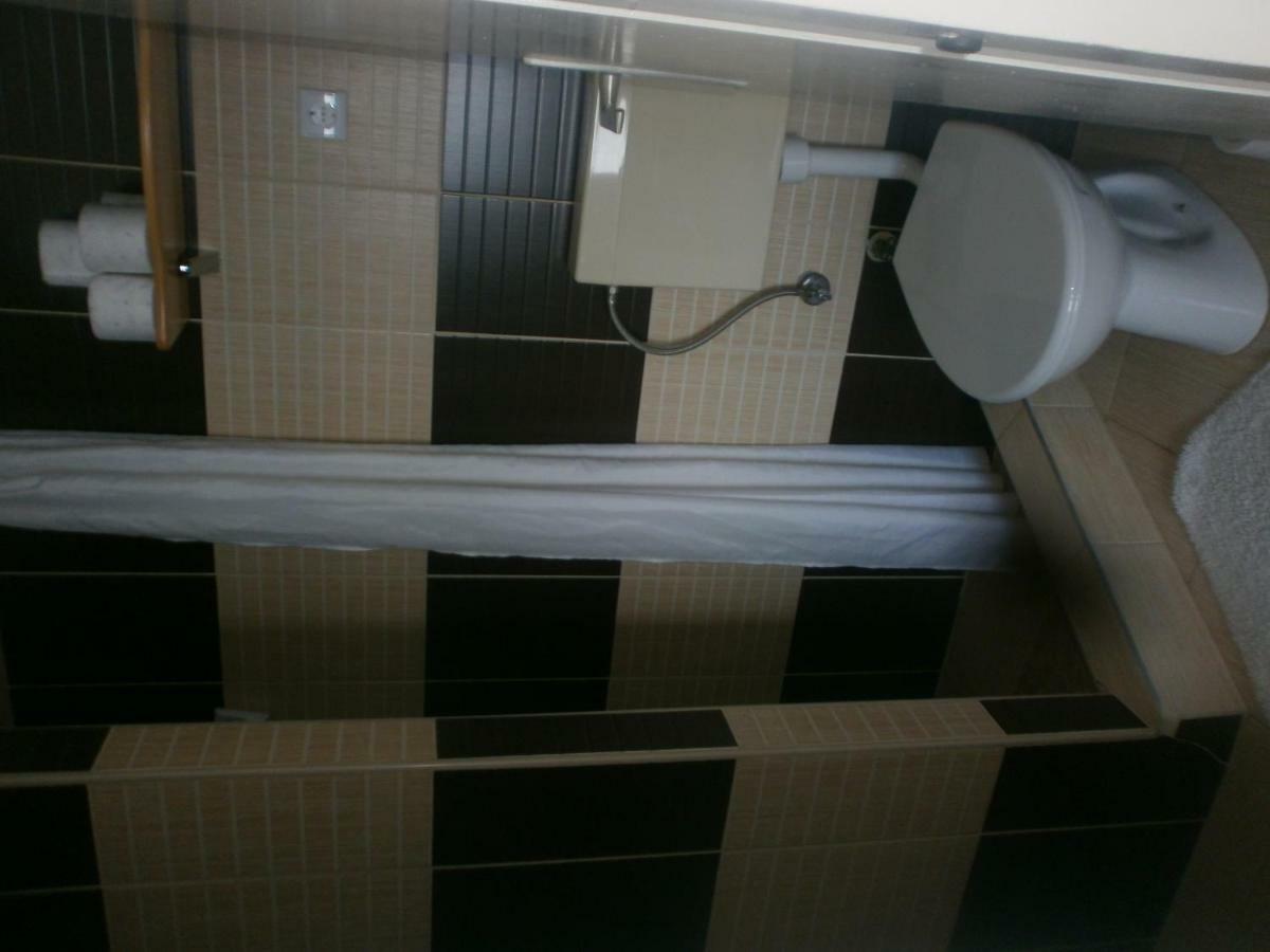 Apartmani Lastro Есенице Экстерьер фото